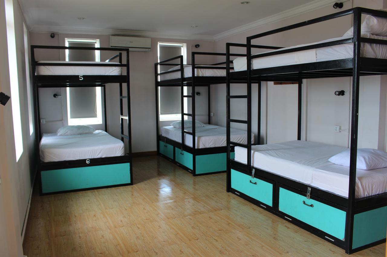 Mad Monkey Hostel Kampot (Adults Only) Eksteriør billede