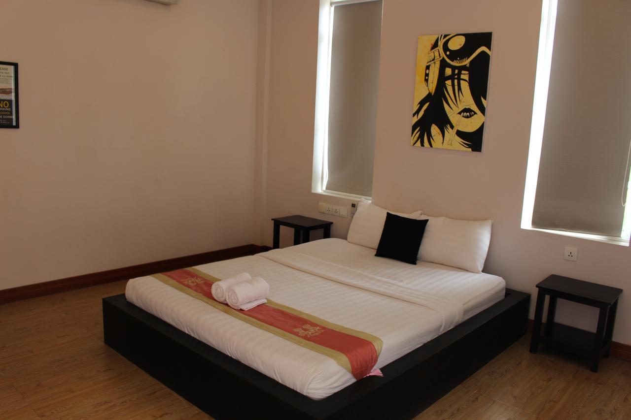 Mad Monkey Hostel Kampot (Adults Only) Eksteriør billede