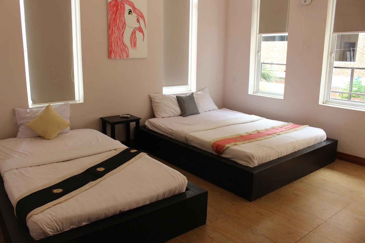 Mad Monkey Hostel Kampot (Adults Only) Eksteriør billede