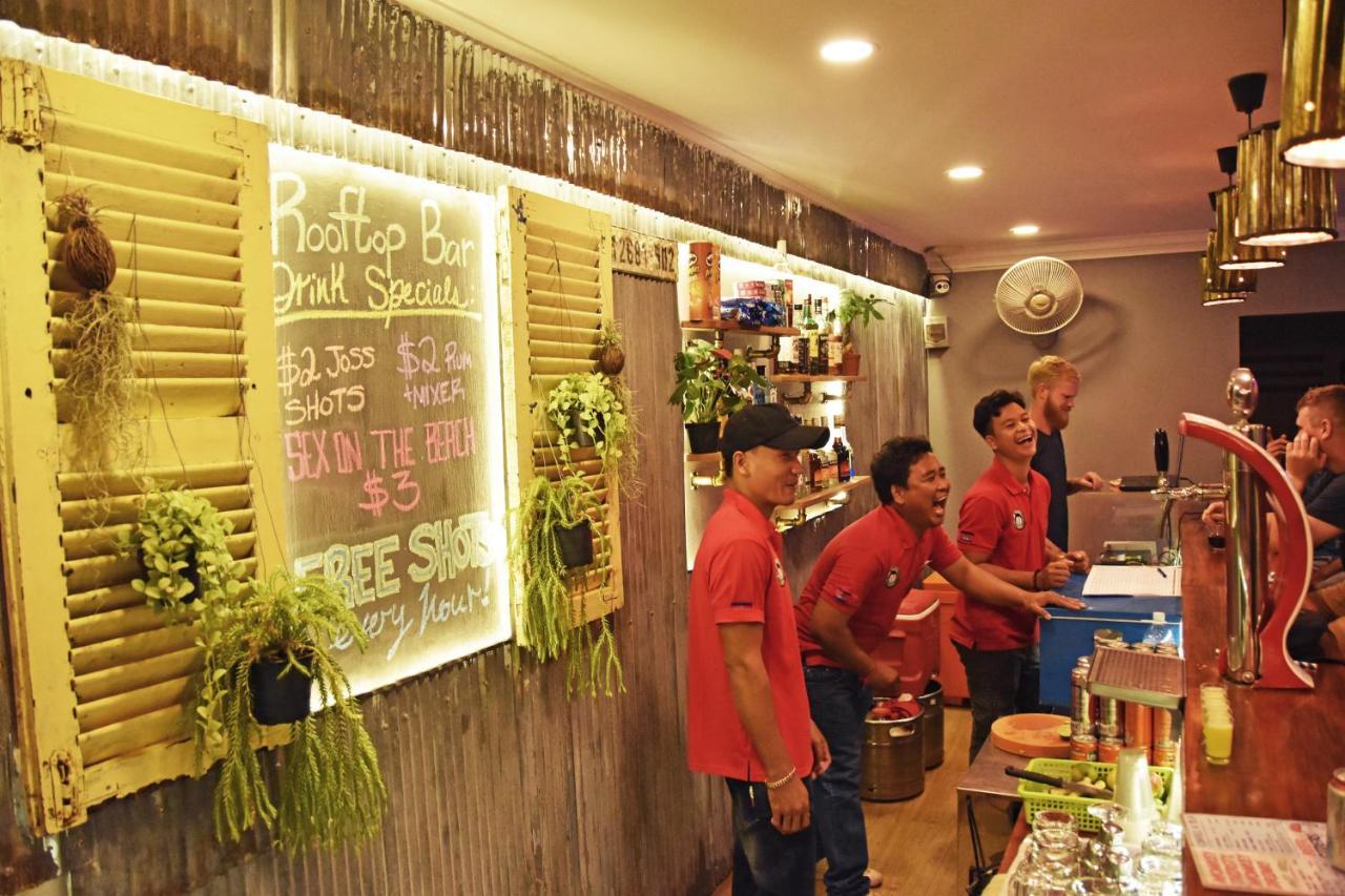 Mad Monkey Hostel Kampot (Adults Only) Eksteriør billede