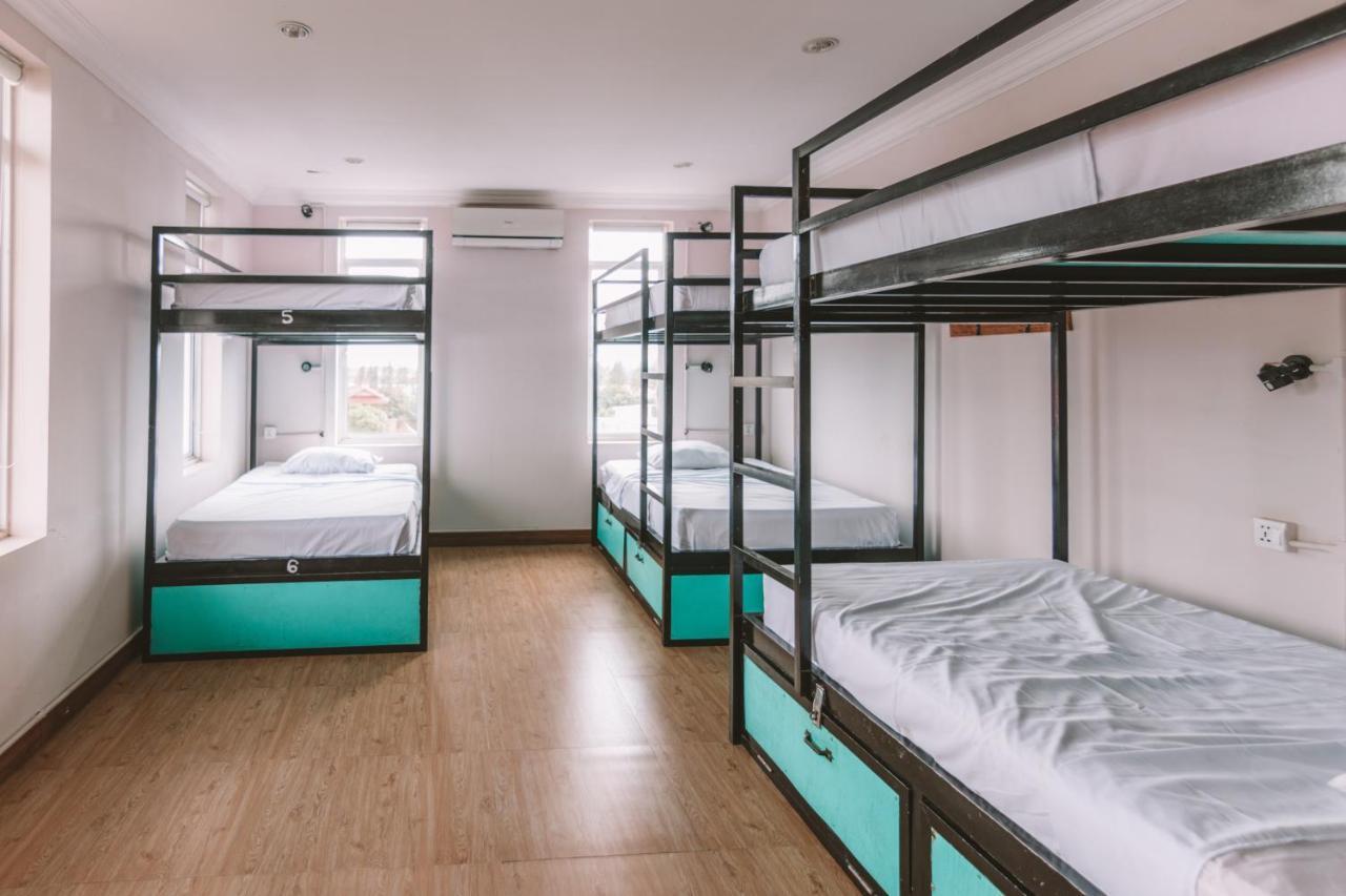 Mad Monkey Hostel Kampot (Adults Only) Eksteriør billede
