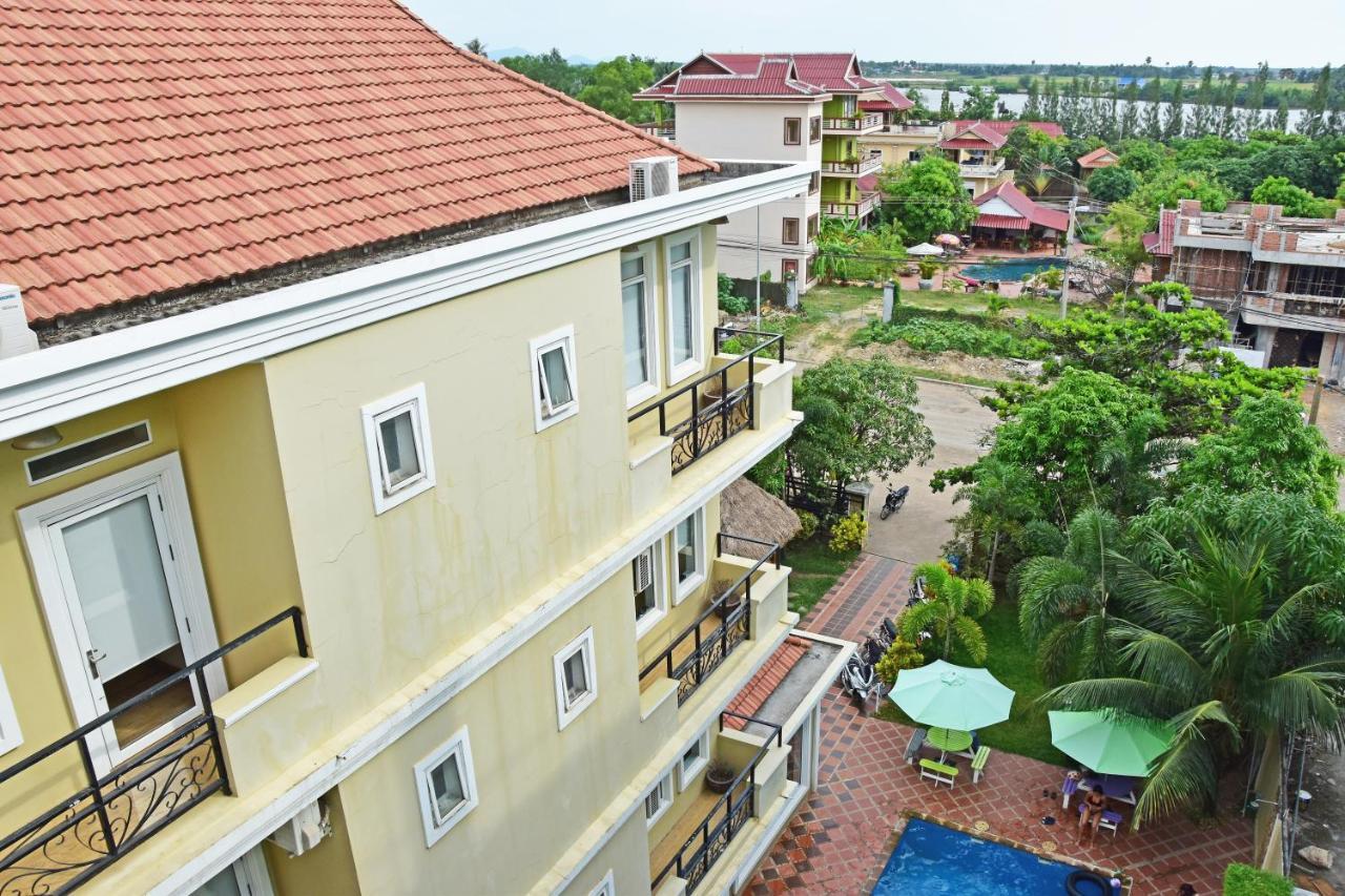 Mad Monkey Hostel Kampot (Adults Only) Eksteriør billede