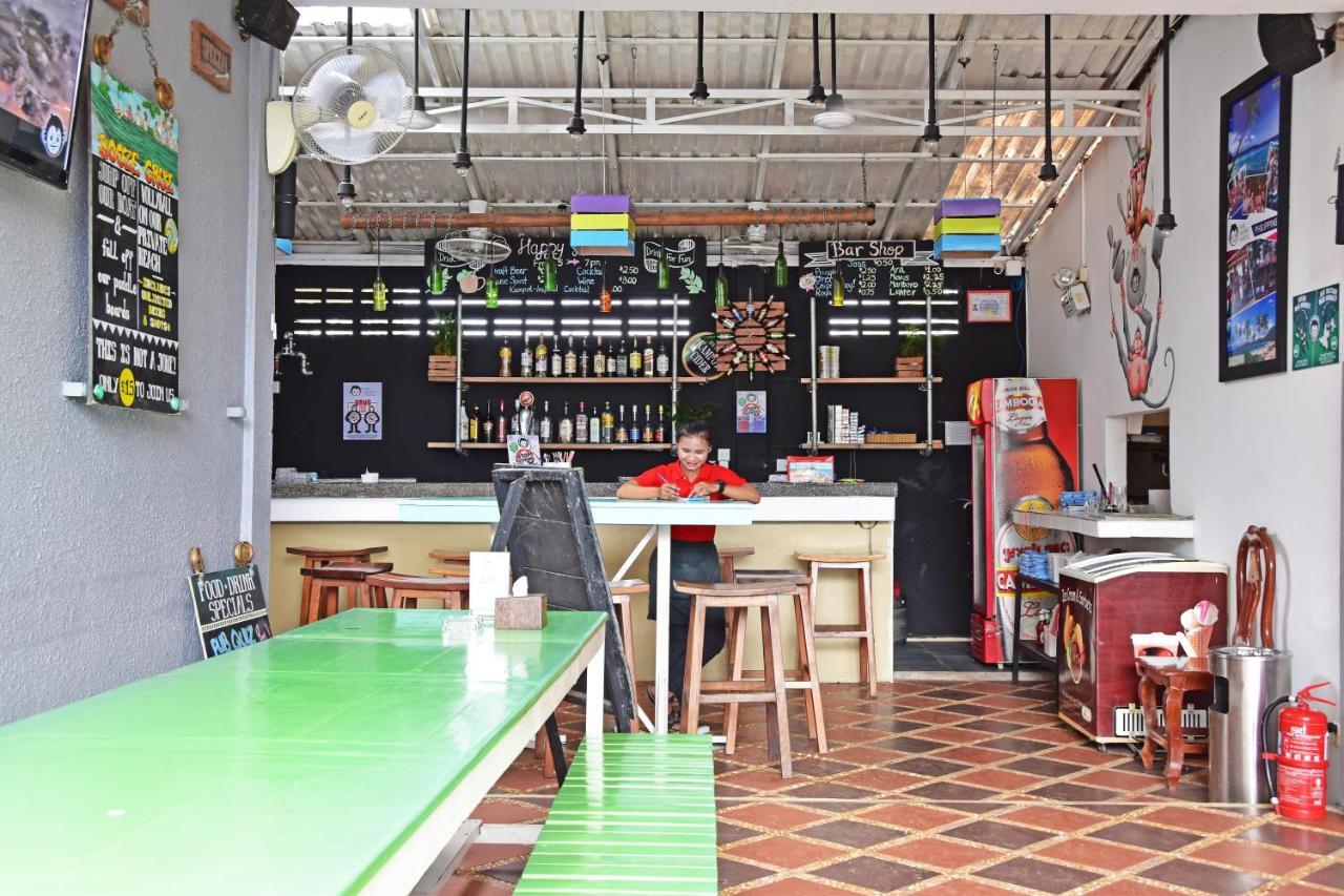 Mad Monkey Hostel Kampot (Adults Only) Eksteriør billede