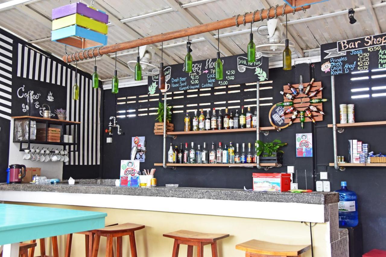 Mad Monkey Hostel Kampot (Adults Only) Eksteriør billede